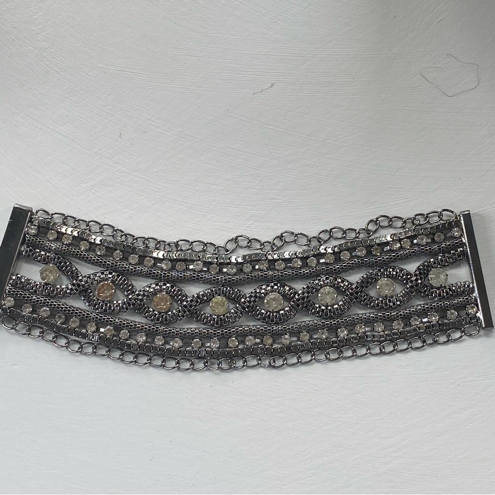 Chain & Rhinestone Bracelet - Picture 10 of 12